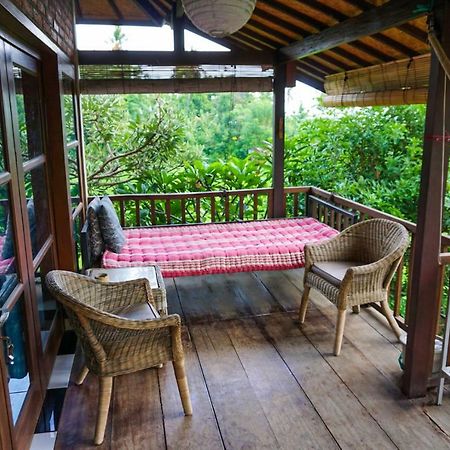 村庄伍德斯托克山林小屋 新加拉惹 外观 照片
